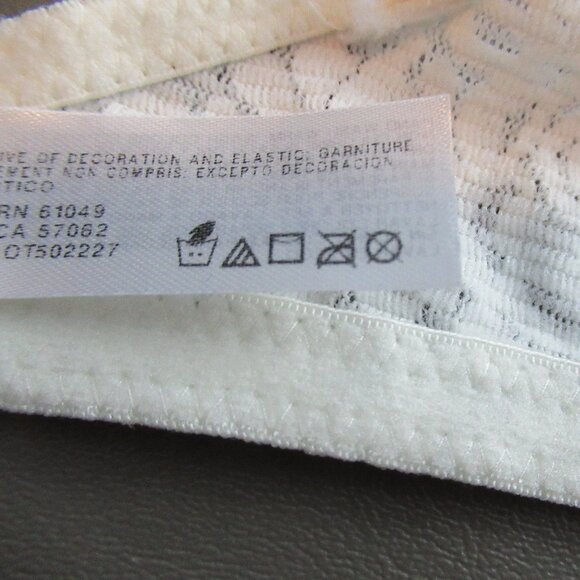 Wacoal Women's Halo Lace Molded Underwire Bra, Ivory Nude 5 Floral, 32D - Picture 8 of 8